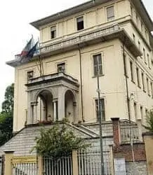 phot 10952358 29450 218x300 1