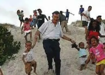 Gesuita milanese indagato per abusi “E’ pericoloso, lavora con bambini”