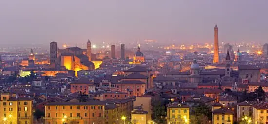 canva bologna outlook to the town in evening MADaq2LQntM