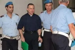 Don Luciano Massaferro esce dal tribunale H100719175110 313 U150285319530V5G 280x261 U1801311316202zBE 190x125 300x200 1