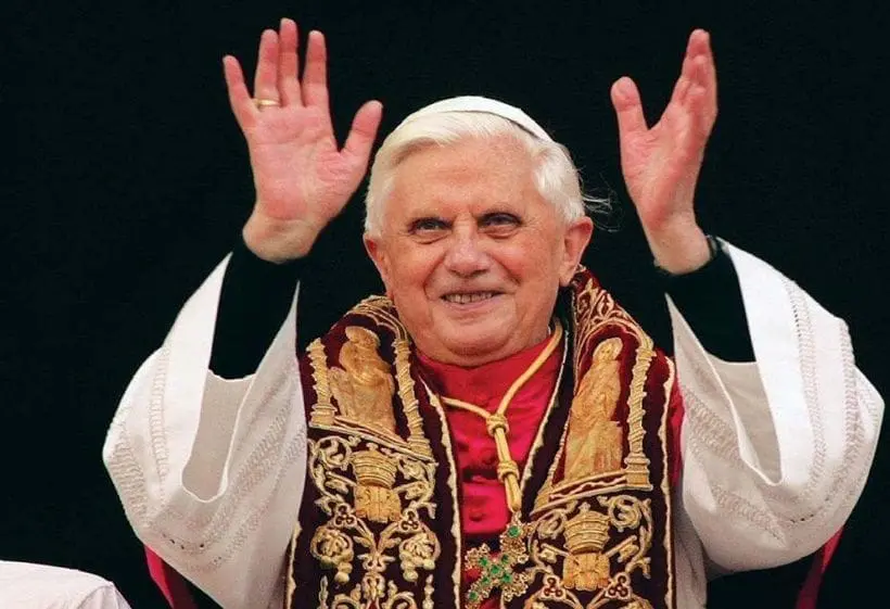 papa benedettoxvi 820