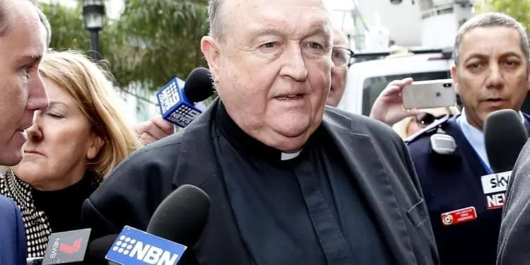 Pedofilia: l’arcivescovo Wilson accusato di aver coperto gli abusi sessuali dei sacerdoti