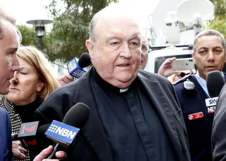 Pedofilia: l’arcivescovo Wilson accusato di aver coperto gli abusi sessuali dei sacerdoti