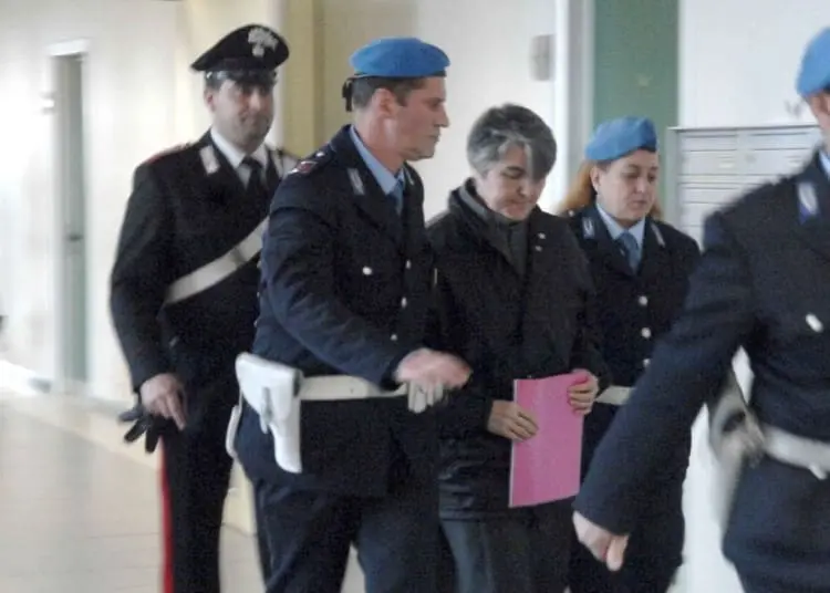 Busto Arsizio (VA). Suor Mariangela Farè arrestata per pedofilia e persecuzioni in oratorio, La vittima, 12 anni, si suicidò. Trovati i diari col resoconto degli abusi 2 SuorMariangelaFAreBU