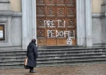 PEDOFILIA PRETI VATICANO SCANDALO 420x292 1