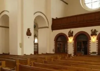 chiesa scozia 640