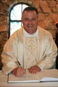 203622319 578c17bd 843f 4f51 beca 5391d13ca5ed 200x300 1