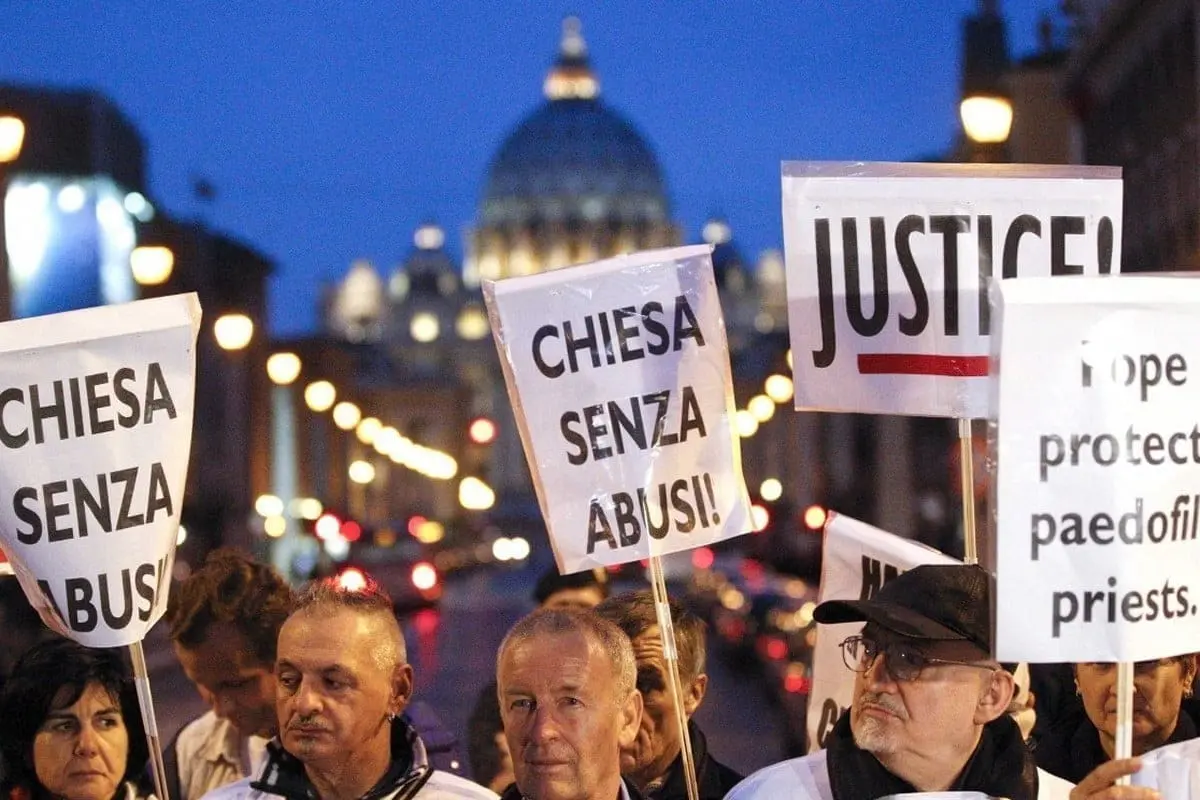 20150614 Vaticano Pedofilia