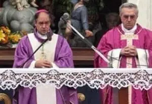 Processione Al Santuario 39 U1901962517462FGE 140x229 390x180 1 300x206 1