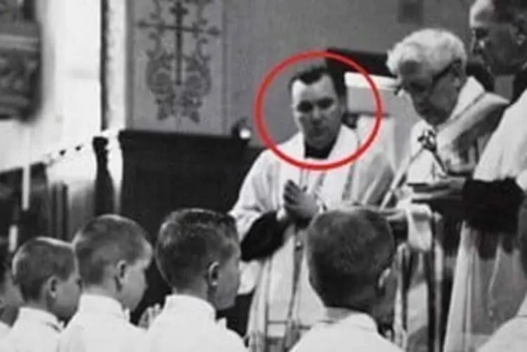 Crimini sessuali in Vaticano, documentario choc della BBC svela i nomi degli esecutori 3 Crimini sessuali in Vaticano, documentario choc della BBC svela i nomi degli esecutori