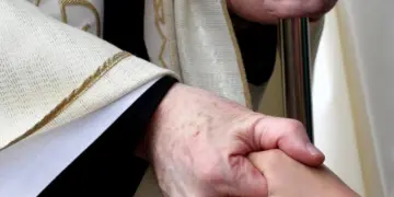 f i cappuccini indagano sul prete pedofilo 7vwn