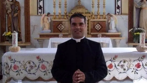 171526902 b75d8562 8607 4c42 a1f3 ed48328ccde7