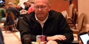 Kevin Gugliotta poker playing priest child porn 1 609x406 1
