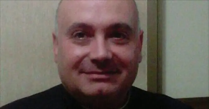 Minacciava con il coltello un ragazzino per violentarlo. Prete rinviato a giudizio 1 antonio sapienza 2