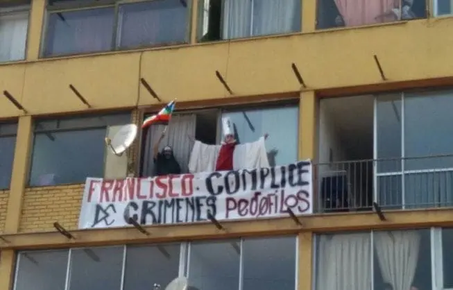 Papa Fischiato E Criticato In Cile: Si Parla Ancora Di Pedofilia 2 2 598 d1c9b 88a6f