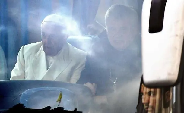1519553771700.jpg vaticano papa francesco e bisignani nuovo scandalo sessuale in arrivo ora trema il pontefice