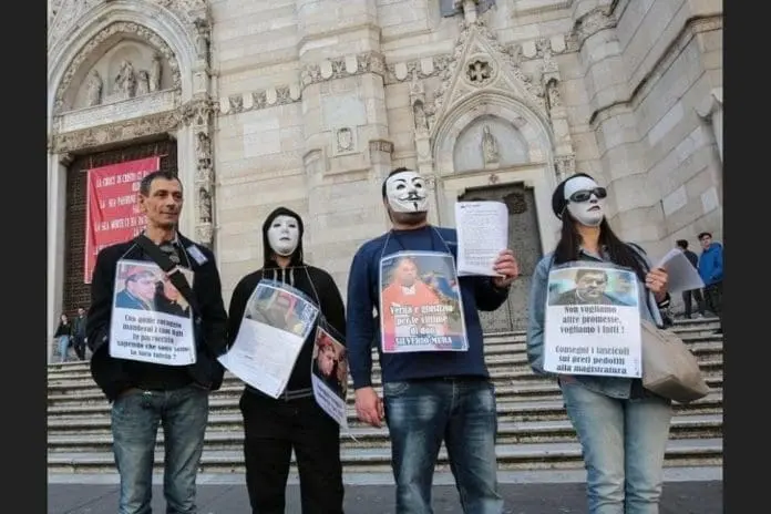 abusi pedofilia chiesa di napoli diego esposito 696x464 1