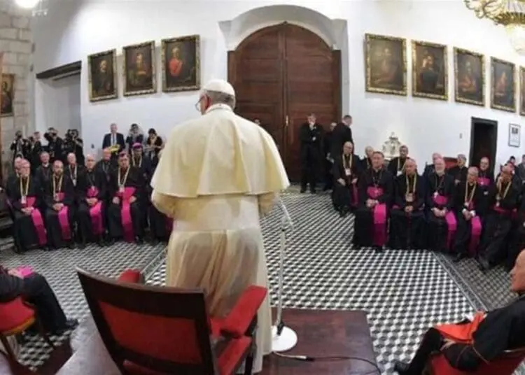 CILE – Le decisioni del Papa: finora il parto di un topolino