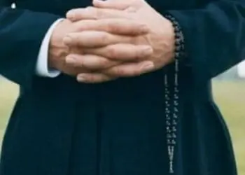 3404 finto prete pedofilo violenza sessuale pontilenews