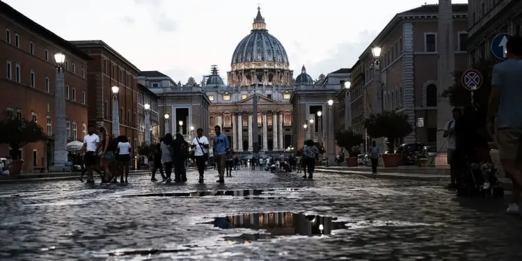 03vatican 1 facebookJumbo