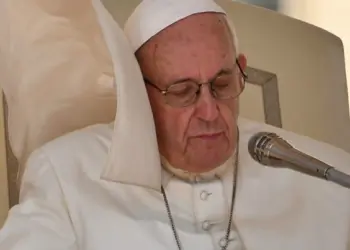Papa Francesco 990x403 1