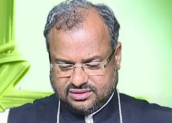 jalandhar bishop offers 5 crore rupees to drop case against him
