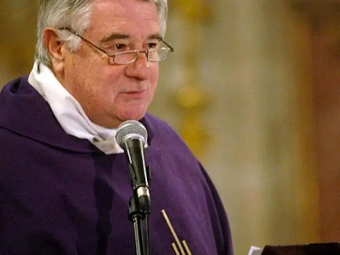 Francesco espelle il prete-eroe anti Pinochet 1 vaticano 1