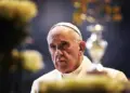 papa francesco pensa alla scomunica per mafiosi e corrotti