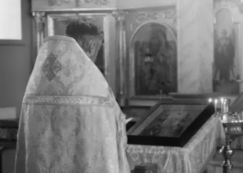 priest 2586055 1920 768x511 1
