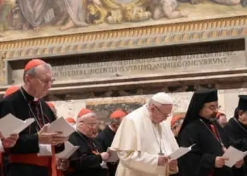 4321446 1534 papa pedofilia vittime protesta