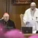 Papa Francesco La Chiesa non va sporcata . Approvato a maggioranza documento finale articleimage
