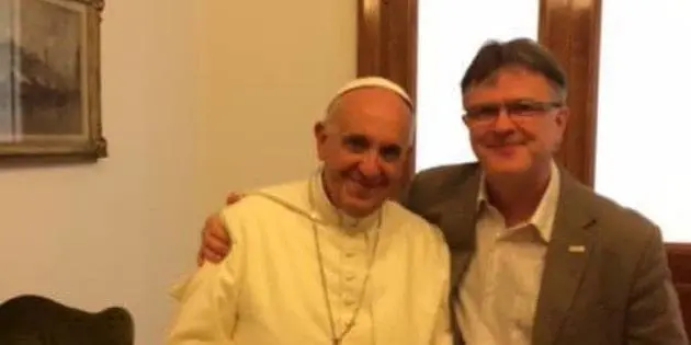 http i.huffpost.com gen 4032178 images n PETERSAUNDERS 628x314 1