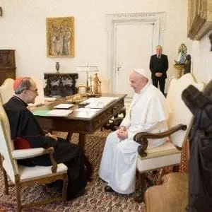 144622720 f843c460 030a 40d3 83af 16ebf1e5cd42