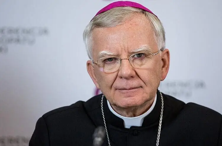 La Chiesa polacca: abusati oltre 300 bambini dal nostro clero 2 880x495 cmsv2 f1141a7c 5908 5b86 9180 1bd54bd6b670 3725862