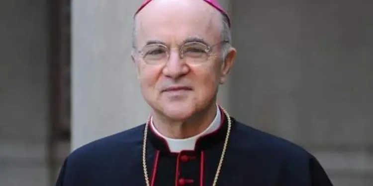 dt.common.streams.StreamServer