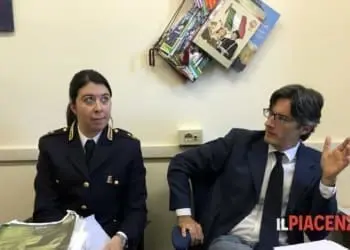 A sinistra il dirigente Serena Pieri e il sostituto procuratore Emilio Pisante 2