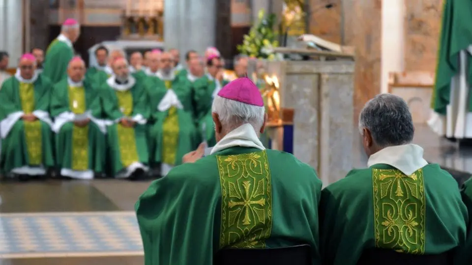 les eveques de france reunis a lourdes le 5 novembre 2019 6230112