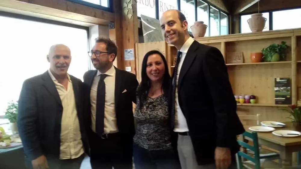 Pietracito con il MInistro Bonafede il commissario Marzetti e Debora Guillot 2