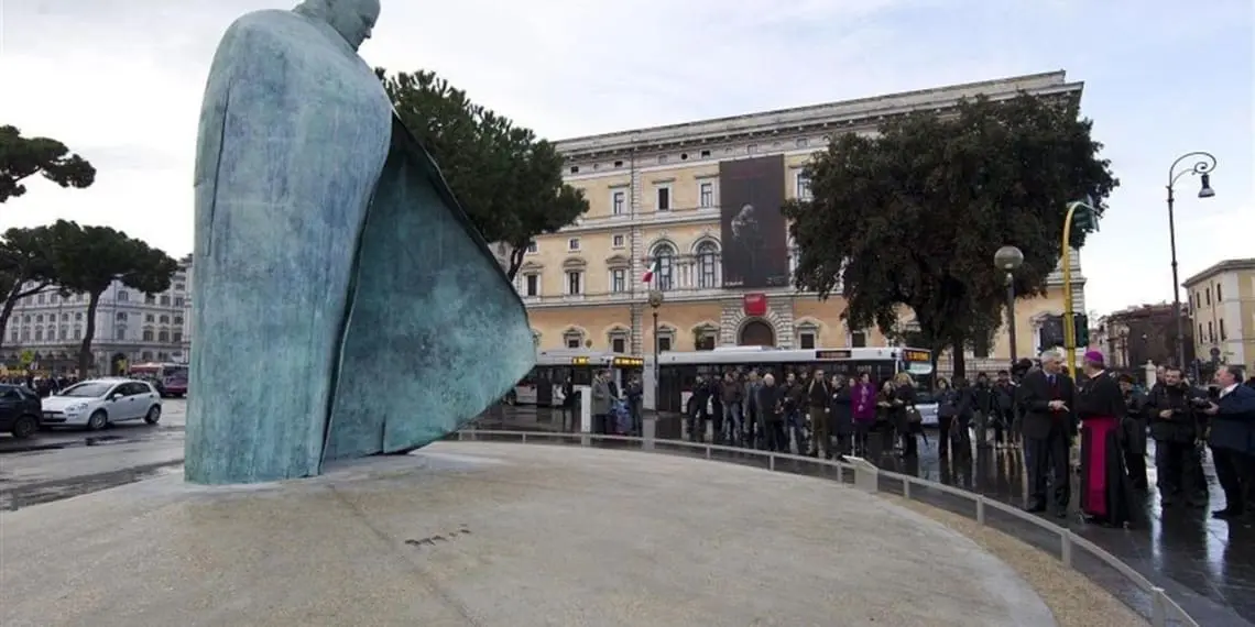 8952ecc2 7077 4b73 9e67 8388cda5feda large