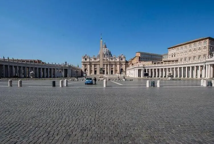 Lotta alla Pedofilia, il Vaticano pubblica un manuale per i vescovi. “Le denunce anonime non verranno più scartate” 2 agf 20200320 154856 005632