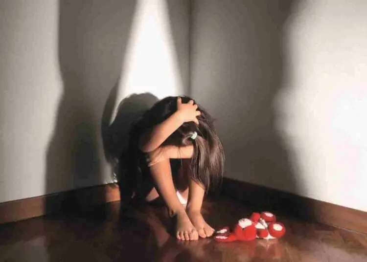 Prete accusato di pedofilia: avrebbe violentato una minorenne da quando aveva 8 anni 1 Abusi su minori compressed