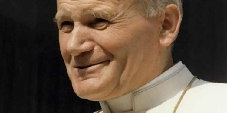 Foto LaPresse Torino/Archivio storicoarchivio storicostorico21/10/1981 Città del VaticanoPapa Giovanni Paolo IInella foto: Papa Giovanni Paolo IIBusta N. 3152/1Photo LaPresse Turin/Archives historicalhystory21/10/1981 Vatican CityPope John Paul IIin the photo: Pope John Paul II