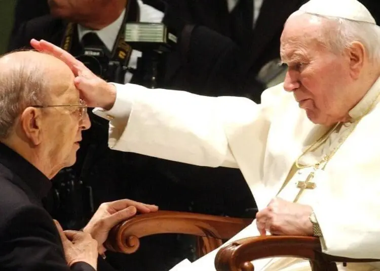 2008 008415 20041130