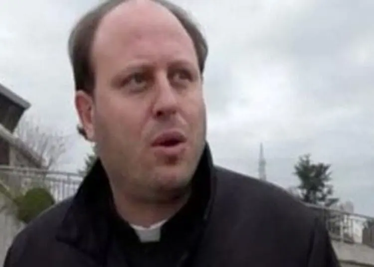 Procura vuole la condanna di don Barone per violenza: "Sesso dietro minaccia" 2 don michele barone 7