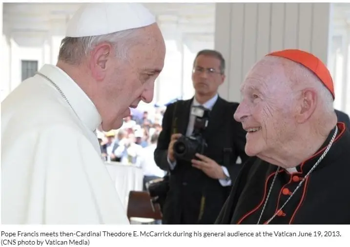 Tre papi hanno permesso l'ascesa al potere di McCarrick nonostante le prove ben documentate del suo abuso seriale su seminaristi e minori 3 pope 1