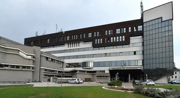 5771086 2002 tribunale