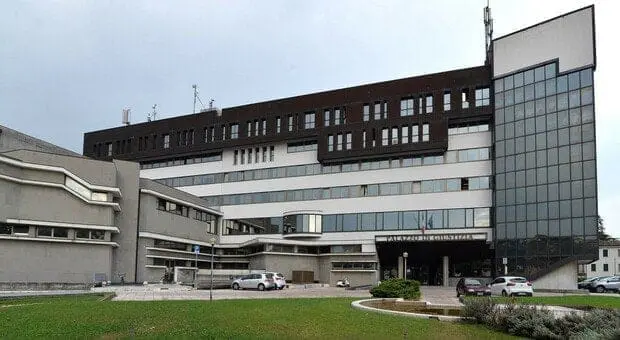 5771086 2002 tribunale