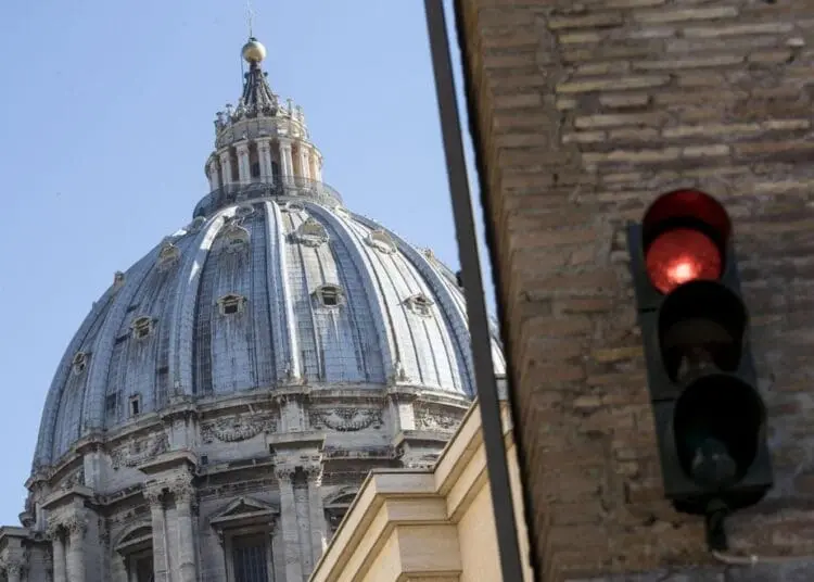 2595572 1612 vaticano 51