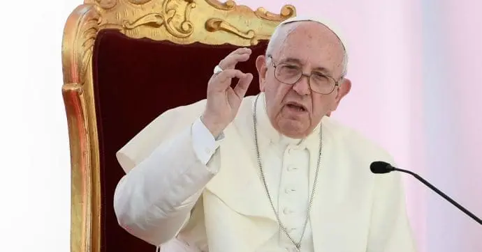 bergoglio 690x362 1