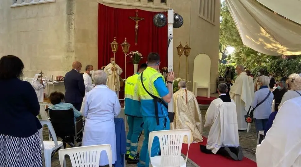 98570be0 fef1 4ecb 8a3e a8a28213a9ce